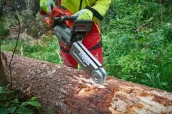 Eder Ketjuvetoinen Kourujyrsin 10 Eder Ketjuvetoinen Kourujyrsin -Uittokaluston Myyntiliike 10 168 4 j22 600 1