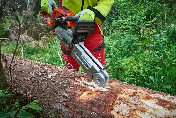 Eder Ketjuvetoinen Kourujyrsin 6 Eder Ketjuvetoinen Kourujyrsin - Image 4