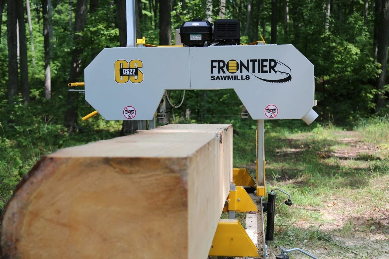 Frontier OS 27 Tukkivannesaha Sähköstartilla 3 Frontier OS 27 Tukkivannesaha Sähköstartilla