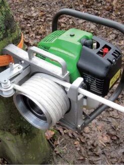 Nordforest 1800 Polttomoottorivinssi 13 Nordforest 1800 Polttomoottorivinssi -Uittokaluston Myyntiliike e2190