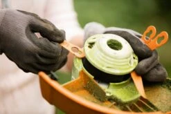 Stihl FSA 45 Akkutrimmeri 16 Stihl FSA 45 Akkutrimmeri -Uittokaluston Myyntiliike fsa45 action vi