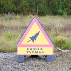 Hakkuutyömaa Varoitusmerkki, Kolmiojalka VL159 -Uittokaluston Myyntiliike q757 hakkuutyomaa kolmijalka 2