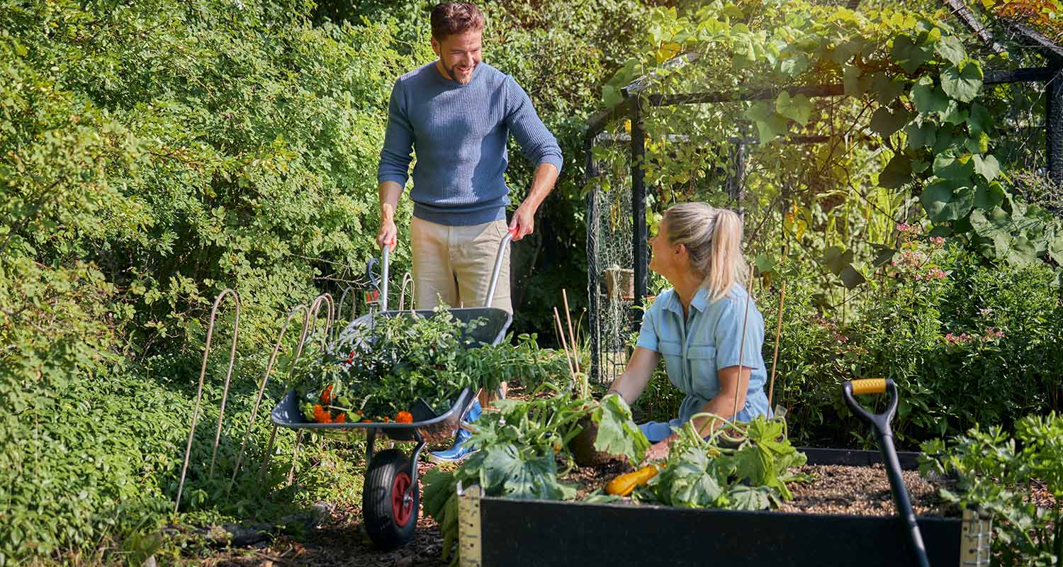 Uittokaluston Myyntiliike -Uittokaluston Myyntiliike vastuullinen pihanhoito krauta ak